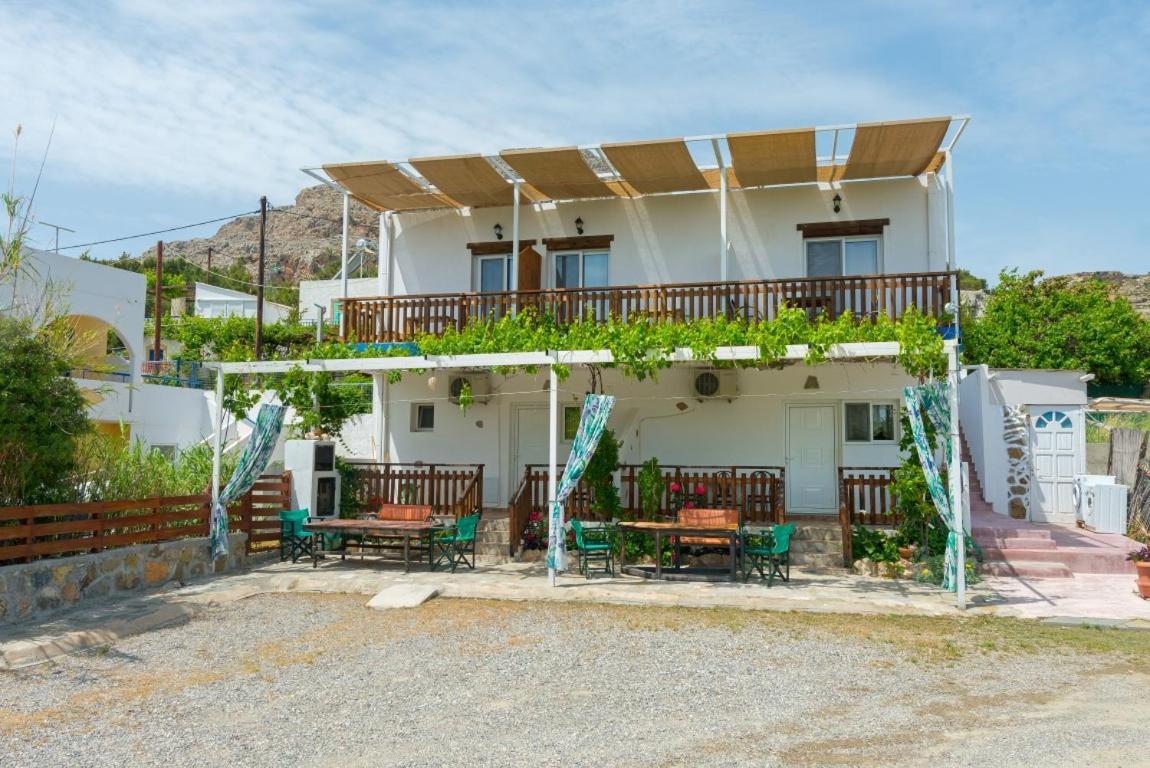 Stegna Christos Studios And Family Apartments מראה חיצוני תמונה